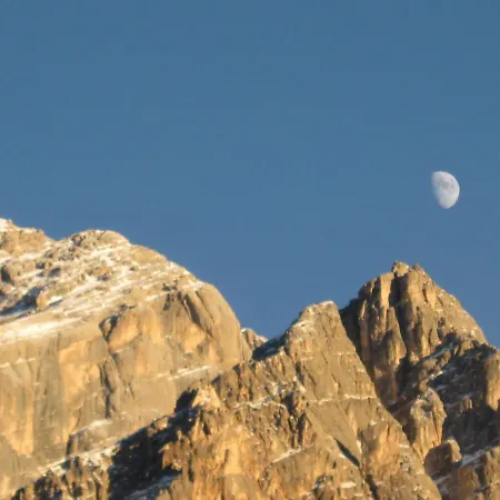 Hotel Dolomiti 3*