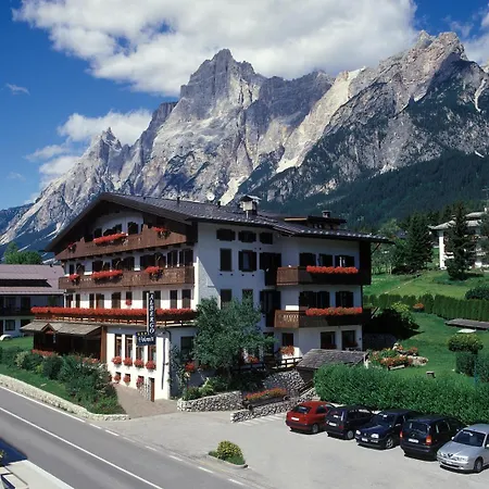 Otel Dolomiti Sport San Vito di Cadore